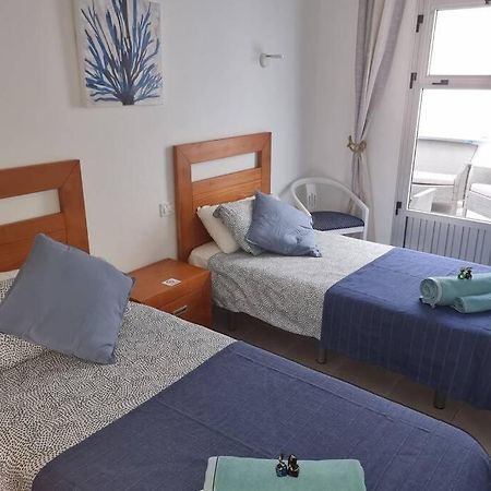 Casa Gales: Relax Next To The Sea Apartment For Families Corralejo Buitenkant foto